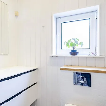 Five-bedroom Holiday In 18 Prázdninový dům *