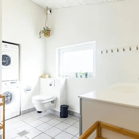 Prázdninový dům Five-bedroom Holiday In 18 Blåvand